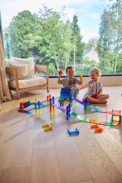 Cleverclixx® Magentbausteine Race Track Autobahn-Bausatz Intense 65 Teile