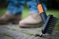 FISKARS QuikFit Fugenbürste