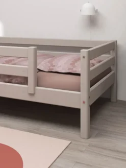 FLEXA Classic Bett 90x200cm mit 1/2 Absturzsicherung grau lasiert