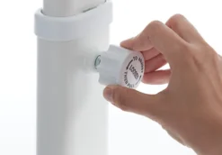 FLEXA Evo Schreibtisch geteilte Tischplatte weiß 82-50147