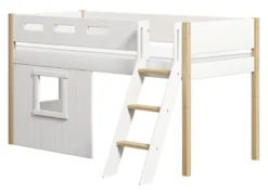 FLEXA Nor halbhohes Bett mit Schrägleiter und Baumhaus Panelen weiß