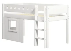 FLEXA White halbhohes Bett mit senkrechter Leiter und Baumhaus Panelen weiß