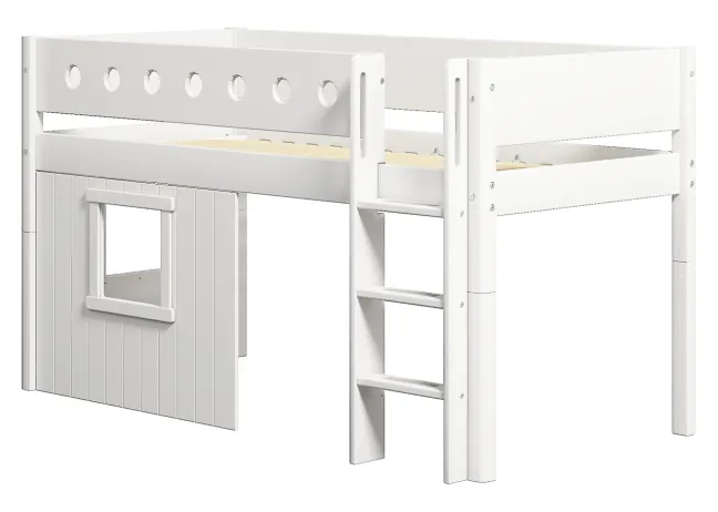 FLEXA White halbhohes Bett mit senkrechter Leiter und Baumhaus Panelen weiß