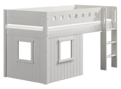 FLEXA White halbhohes Bett mit senkrechter Leiter und Baumhaus Panelen weiß