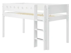 FLEXA White halbhohes Bett mit senkrechter Leiter weiß