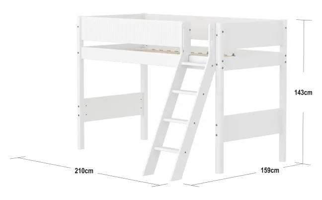 FLEXA White Mittelhohes Bett mit Schrägleiter und Rillen Absturzsicherung weiß