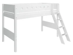 FLEXA White Mittelhohes Bett mit Schrägleiter weiß