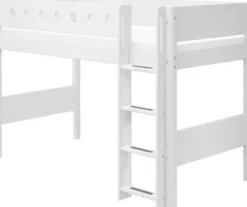 FLEXA White Mittelhohes Bett mit senkrechter Leiter weiß