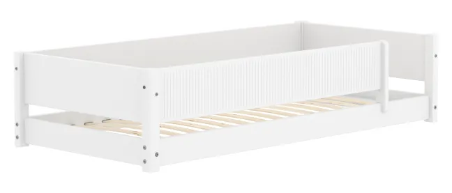 FLEXA White Montessori Bett 90x200cm mit 3/4 Rillen Abturzsicherung weiß