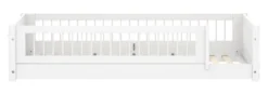FLEXA White Montessori Bett 90x200cm mit Streben und 3/4 Absturzsicherung weiß