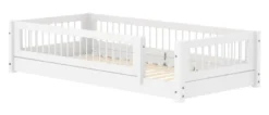 FLEXA White Montessori Bett 90x200cm mit Streben und 3/4 Absturzsicherung weiß