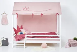 Hoppekids ECO Dream Hausbett 90x200cm mit 3/4 Absturzs. und kleiner Leiter weiß