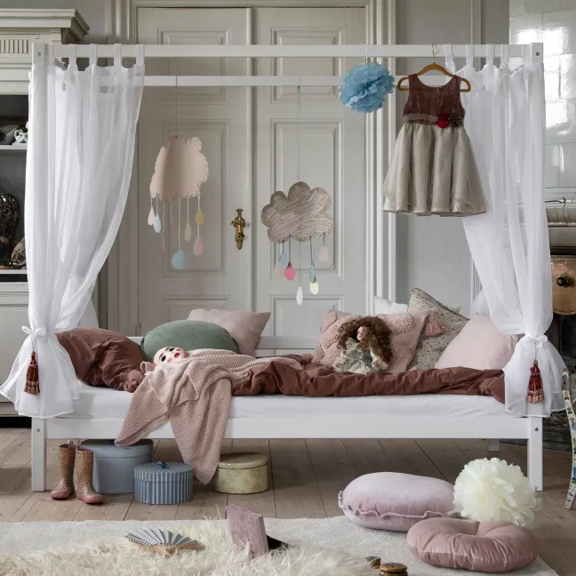 Hoppekids ECO Dream Himmelbett 90x200cm mit hinterer Absturzs. weiß