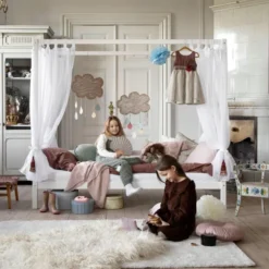 Hoppekids ECO Dream Himmelbett 90x200cm mit hinterer Absturzs. weiß