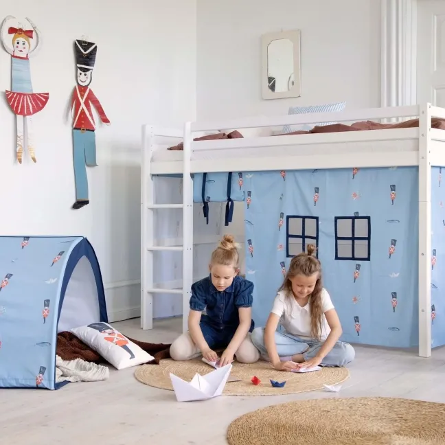 Hoppekids ECO Dream Mittelhochbett 90x200cm mit gerader Leiter weiß