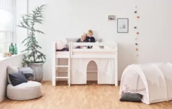 Hoppekids ECO Luxury Halbhochbett Junior 70x160cm mit Rollrost und gerader Leiter weiß