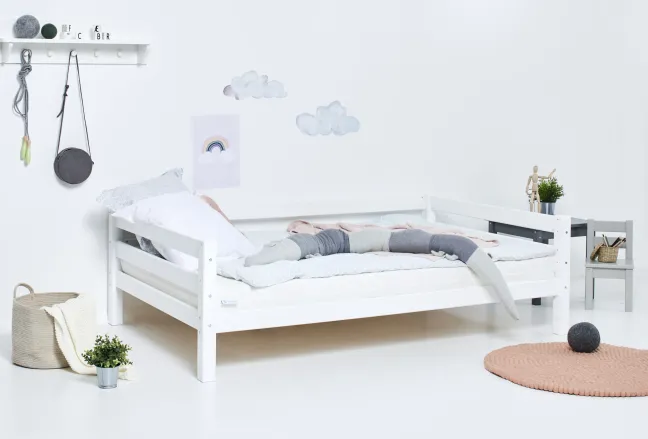 Hoppekids ECO Luxury Sofabett 120x200cm mit Rollrost weiß