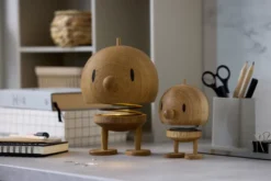 Hoptimist® Wackelfigur Bumble M Eiche geölt