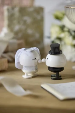 Hoptimist® Wackelfigur Hochzeit Braut weiß