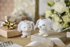 Hoptimist® Wackelfigur Hochzeit Braut weiß