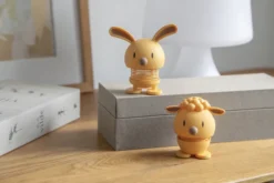 Hoptimist® Wackelfigur Soft Hase S gelb