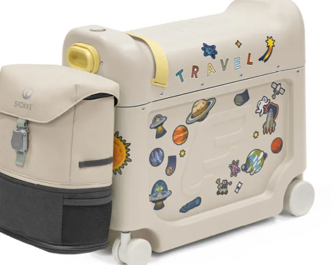 JetKids™ by Stokke® Reiseset Koffer + Rucksack Moonglow White 681404