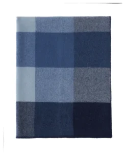 Klippan Lammwolldecke Block 180x130cm blau