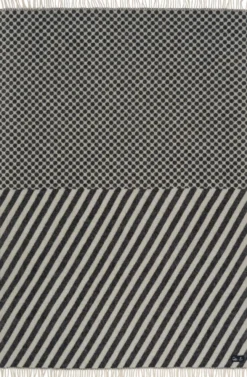 Klippan Lammwolldecke Dot&Stripe schwarz/weiß
