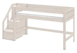 Lifetime halbhohes Bett 90x200cm mit Treppe und Deluxe Lattenrost Absturzsicherung Streben whitewash