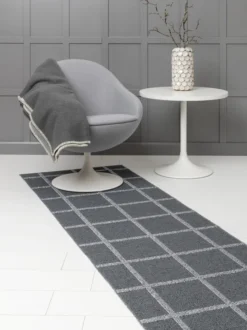 Pappelina Teppich Ada Granit/Grey Metallic 70 x 225 cm AD9E722 Sale
