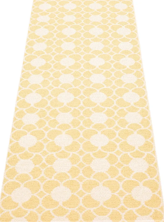 Pappelina Teppich ANYA Pale Yellow 70 x 300 cm AN5P730