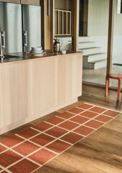 Pappelina Teppich CRISS Brick 70 x 225cm CR4C722