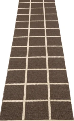 Pappelina Teppich CRISS Dark Brown 70 x 300cm CR6F730