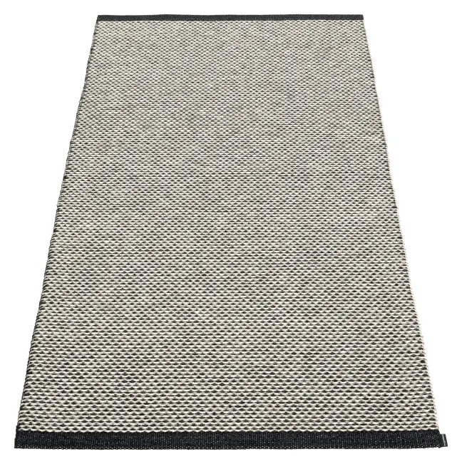 Pappelina Teppich Effi Black 85 x 160 cm EFX816