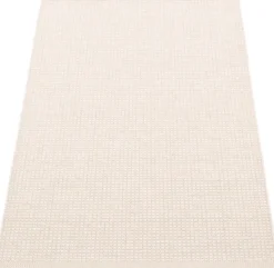 Pappelina Teppich Emm Vanilla/White Metallic 70 x 120 cm EMM0C712