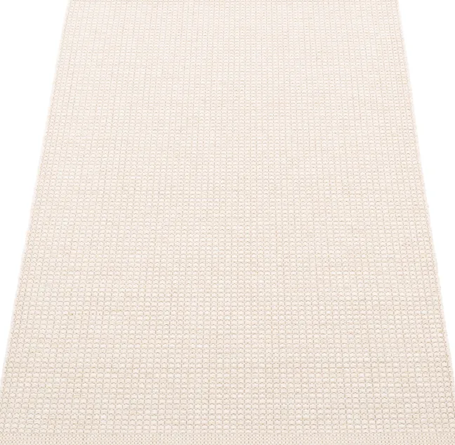 Pappelina Teppich Emm Vanilla/White Metallic 70 x 120 cm EMM0C712