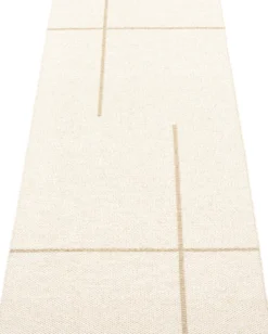Pappelina Teppich Fred Beige Vanilla 70 x 180 cm FR6E718