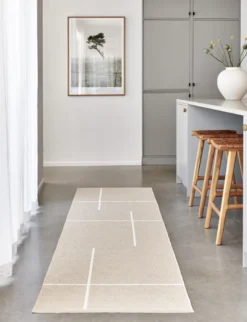 Pappelina Teppich Fred Beige Vanilla 70 x 180 cm FR6E718