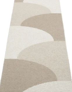 Pappelina Teppich HILL Dark Linen 70 x 180 cm HI9G718