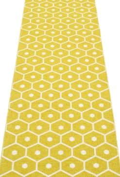 Pappelina Teppich Honey Mustard Vanilla 70 x 225 cm HO5722