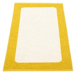 Pappelina Teppich Ilda Mustard Vanilla 70 x 120 cm IL5712