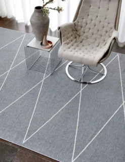 Pappelina Teppich Max Grey/Vanilla 70 x 160 cm MX9716