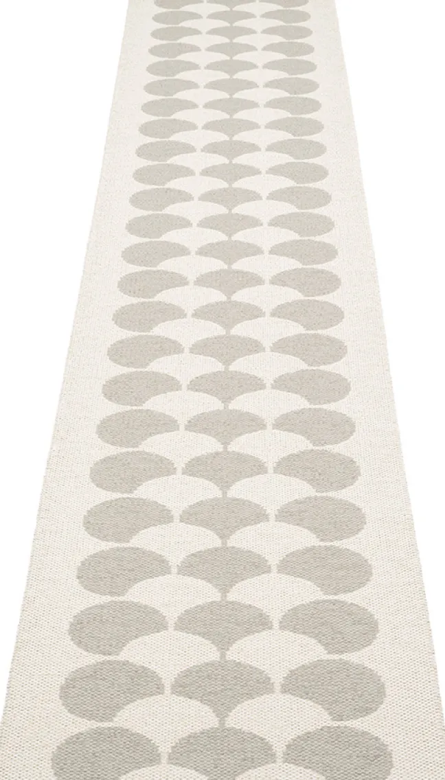 Pappelina Teppich POPPY Linen 70 x 350 cm PY29F735