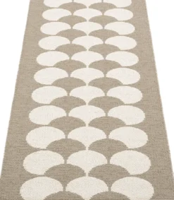 Pappelina Teppich POPPY Potato 70 x 150 cm PY26P715