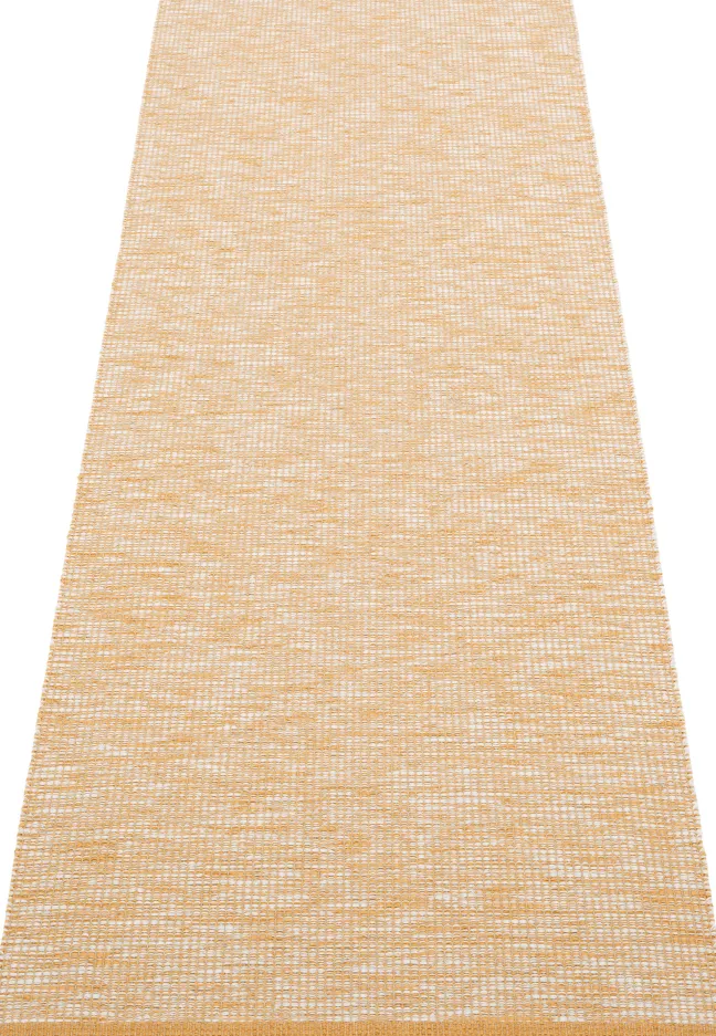 Pappelina Teppich Sam Ochre/Fossil Grey 70 x 225 cm SAM5B722