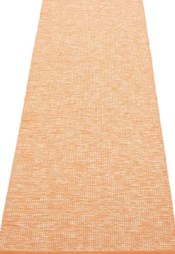 Pappelina Teppich Sam Pale Orange/Cream 70 x 225 cm SAM4A722