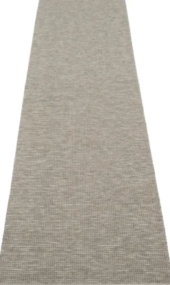 Pappelina Teppich Sam Warm Grey/Charcoal 70 x 300 cm SAM9D730