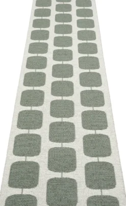 Pappelina Teppich Sten Army Fossil grey 70 x 300 cm ST1G730