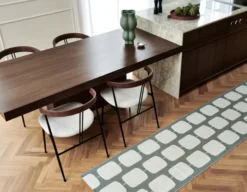 Pappelina Teppich Sten Army Fossil grey 70 x 400 cm ST1G740