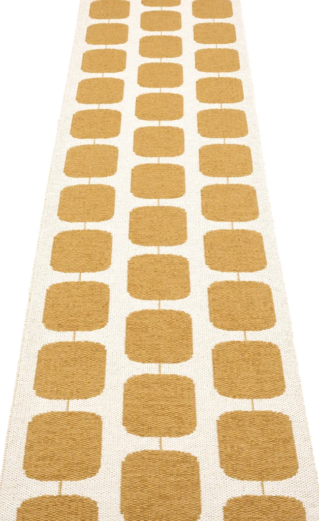 Pappelina Teppich Sten Ochre Vanilla 70 x 300 cm ST5B730
